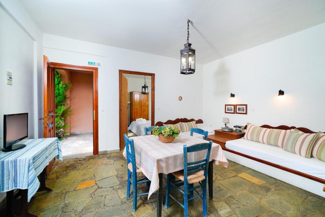 Giola Bungalows Sirines Астрис Екстериор снимка